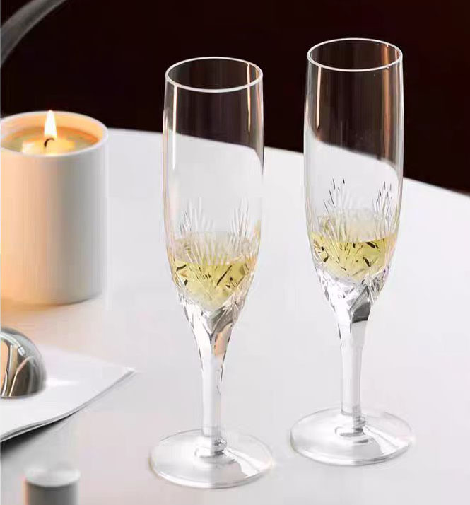 酒杯